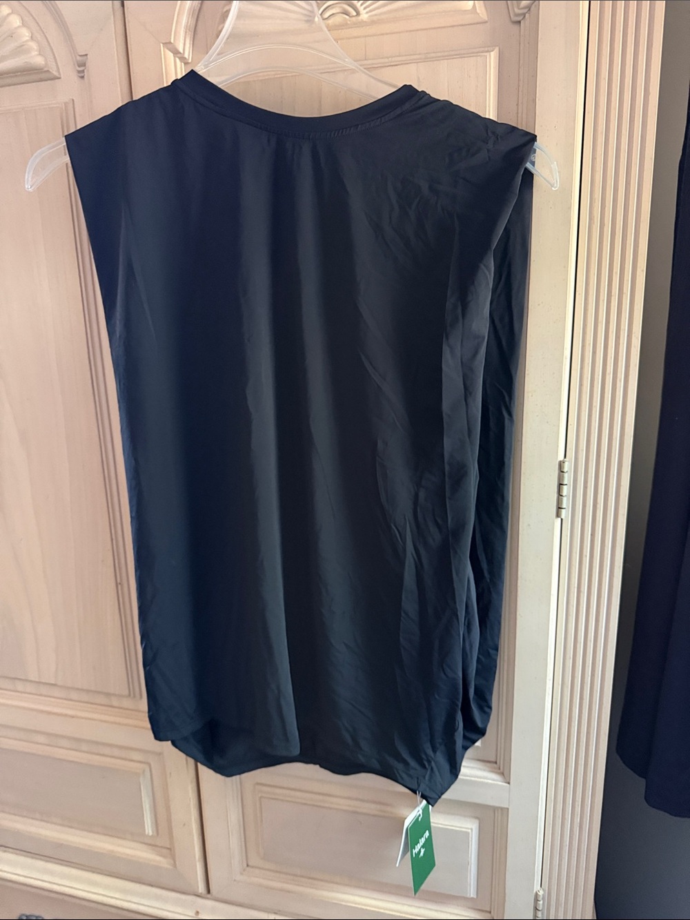 HALARA Black Sleeveless A-Line Skirt
